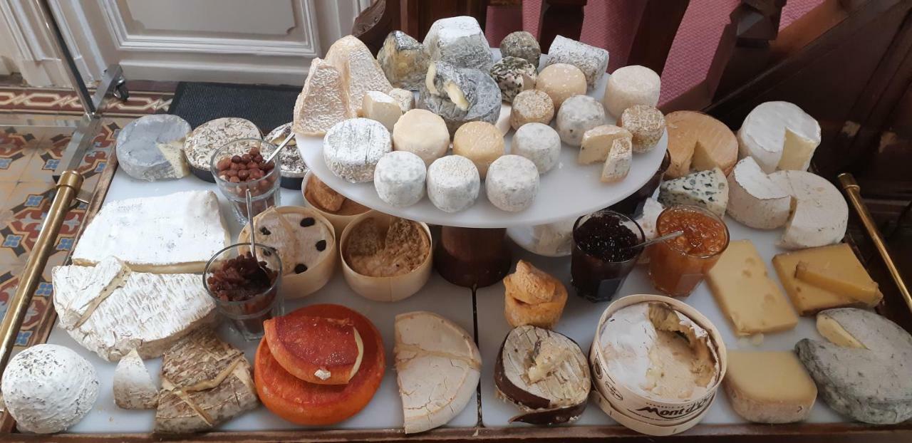 Logis Hotel Le Cor D'Argent 外观 照片