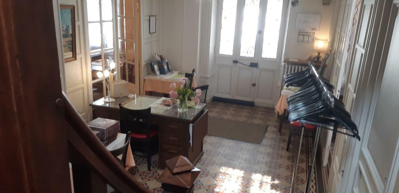 Logis Hotel Le Cor D'Argent 外观 照片